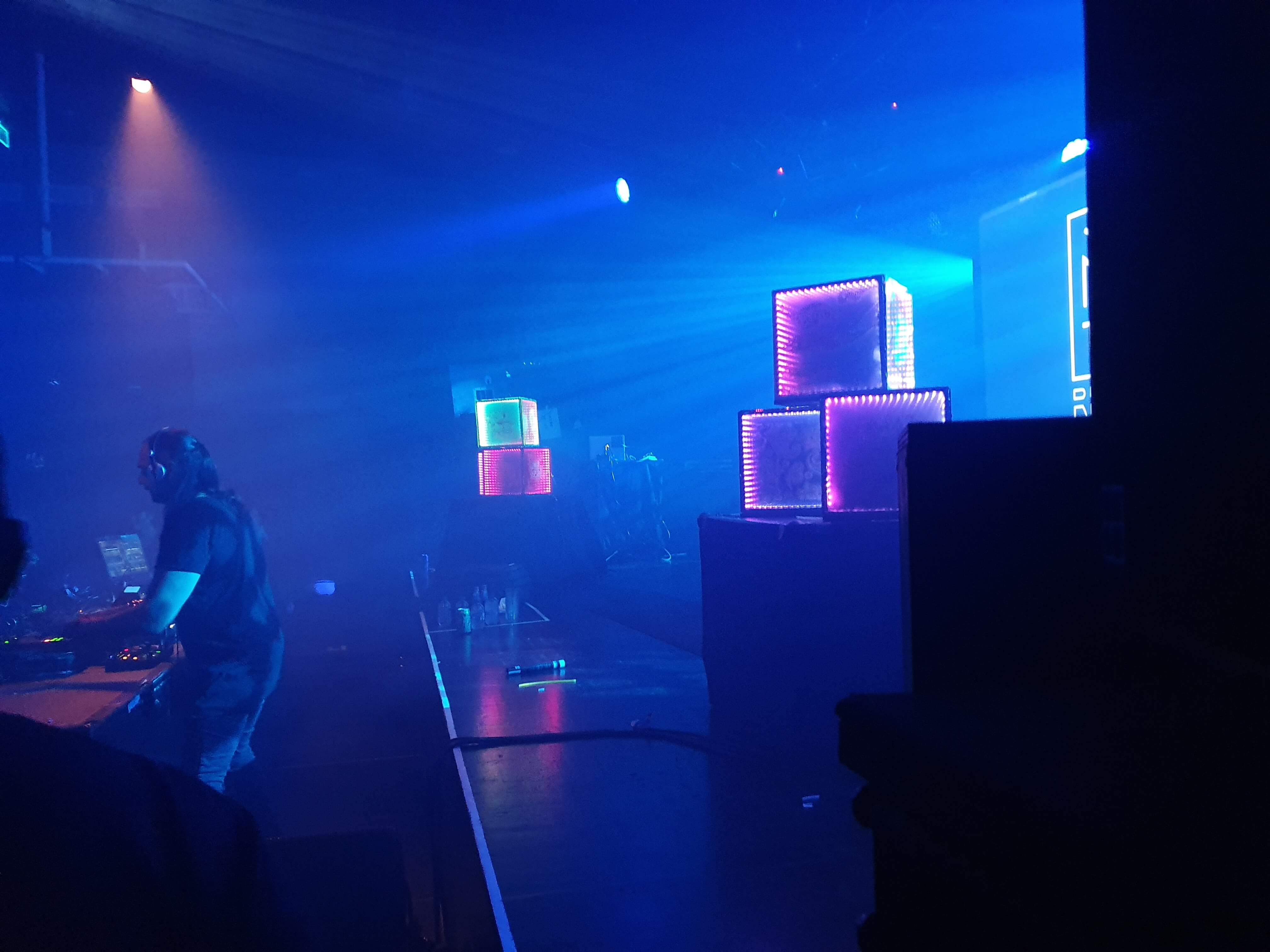 Infinity Cube at Minitech Event Performance Infinity Cube at Minitech Event Performance